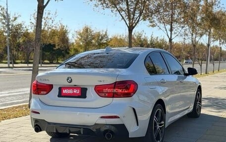 BMW 1 серия, 2022 год, 1 700 000 рублей, 2 фотография