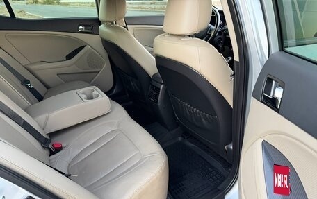 KIA Optima III рестайлинг, 2012 год, 1 275 000 рублей, 34 фотография