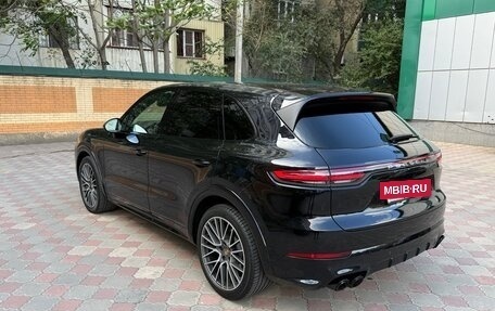 Porsche Cayenne III, 2020 год, 5 900 000 рублей, 5 фотография
