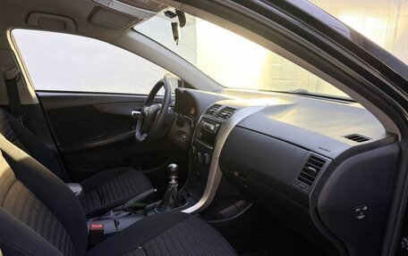 Toyota Corolla, 2012 год, 899 000 рублей, 13 фотография