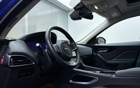 Jaguar F-Pace, 2020 год, 3 999 000 рублей, 20 фотография