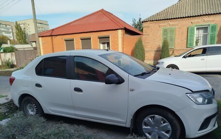 Renault Logan II, 2019 год, 570 000 рублей, 1 фотография