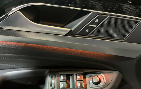 Volkswagen Passat B8 рестайлинг, 2021 год, 2 670 000 рублей, 14 фотография