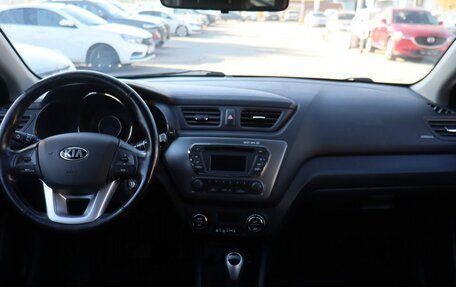 KIA Rio III рестайлинг, 2013 год, 1 055 000 рублей, 14 фотография