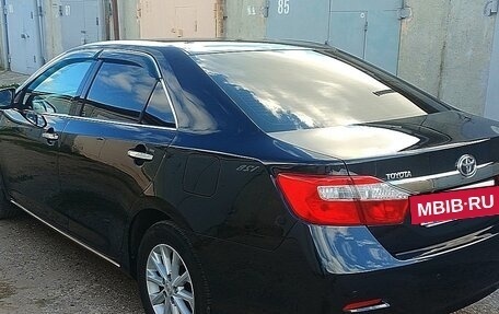 Toyota Camry, 2012 год, 2 800 000 рублей, 2 фотография
