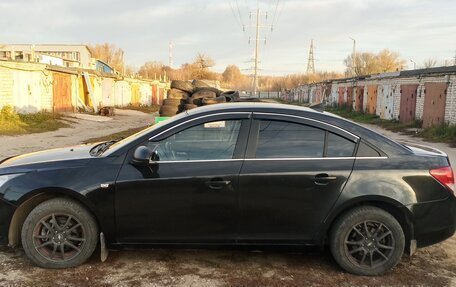 Chevrolet Cruze II, 2009 год, 420 000 рублей, 3 фотография