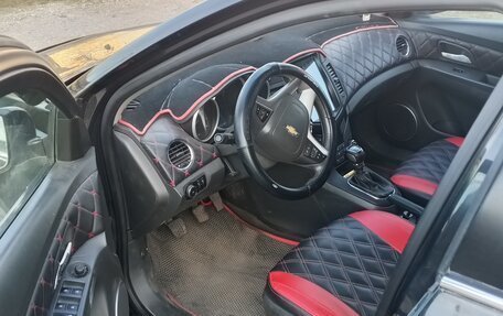 Chevrolet Cruze II, 2009 год, 420 000 рублей, 9 фотография
