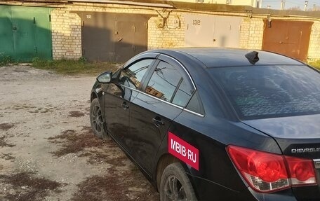 Chevrolet Cruze II, 2009 год, 420 000 рублей, 4 фотография