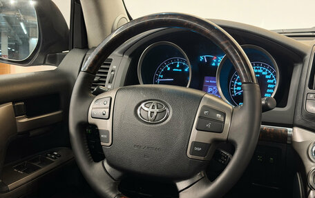 Toyota Land Cruiser 200, 2010 год, 3 200 000 рублей, 8 фотография