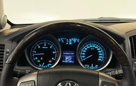 Toyota Land Cruiser 200, 2010 год, 3 200 000 рублей, 9 фотография
