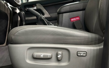 Toyota Land Cruiser 200, 2010 год, 3 200 000 рублей, 14 фотография