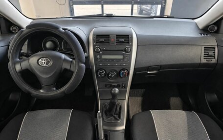 Toyota Corolla, 2006 год, 559 000 рублей, 10 фотография