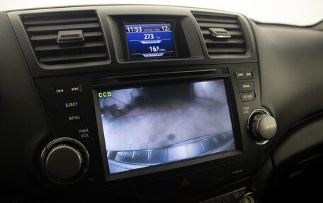 Toyota Highlander III, 2011 год, 1 749 000 рублей, 21 фотография