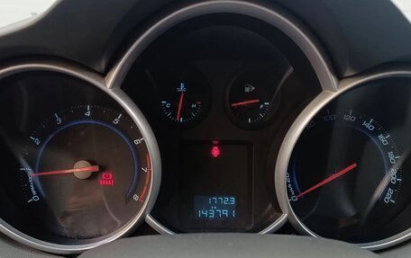 Chevrolet Cruze II, 2010 год, 529 000 рублей, 13 фотография
