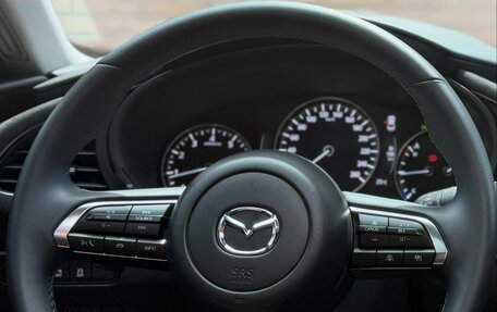 Mazda 3, 2023 год, 1 900 000 рублей, 11 фотография