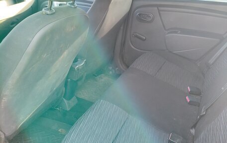 Renault Logan I, 2011 год, 400 000 рублей, 16 фотография