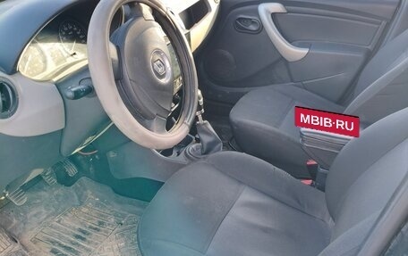 Renault Logan I, 2011 год, 400 000 рублей, 17 фотография