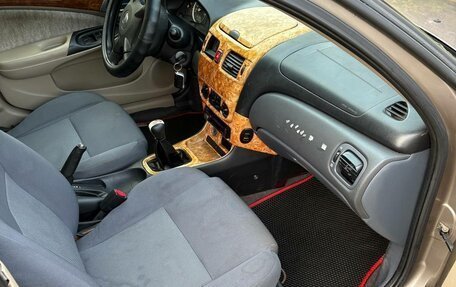 Nissan Almera, 2005 год, 300 000 рублей, 9 фотография