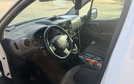 Peugeot Partner II рестайлинг 2, 2021 год, 1 600 000 рублей, 2 фотография