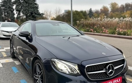 Mercedes-Benz E-Класс, 2017 год, 3 850 000 рублей, 8 фотография