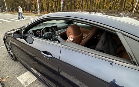 Mercedes-Benz E-Класс, 2017 год, 3 850 000 рублей, 19 фотография