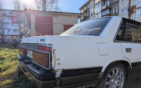 Nissan Laurel VIII, 1985 год, 230 000 рублей, 4 фотография