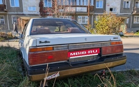 Nissan Laurel VIII, 1985 год, 230 000 рублей, 5 фотография