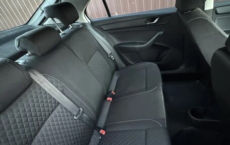 Skoda Rapid I, 2016 год, 1 050 000 рублей, 5 фотография
