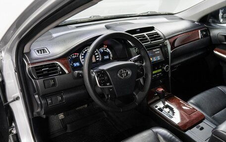 Toyota Camry, 2013 год, 1 750 000 рублей, 10 фотография