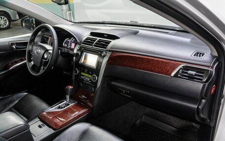 Toyota Camry, 2013 год, 1 750 000 рублей, 16 фотография