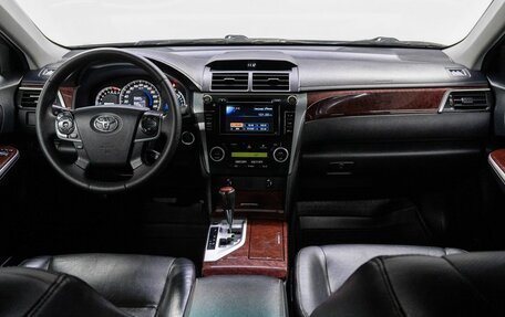 Toyota Camry, 2013 год, 1 750 000 рублей, 18 фотография