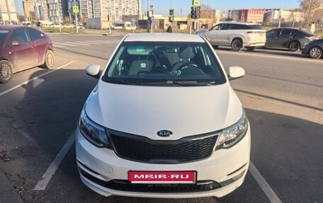 KIA Rio III рестайлинг, 2017 год, 700 000 рублей, 1 фотография