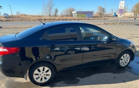 KIA Rio III рестайлинг, 2012 год, 670 000 рублей, 1 фотография