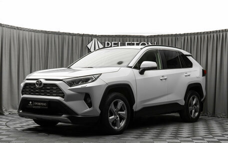 Toyota RAV4, 2019 год, 2 790 000 рублей, 1 фотография