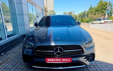 Mercedes-Benz E-Класс, 2021 год, 5 750 000 рублей, 6 фотография