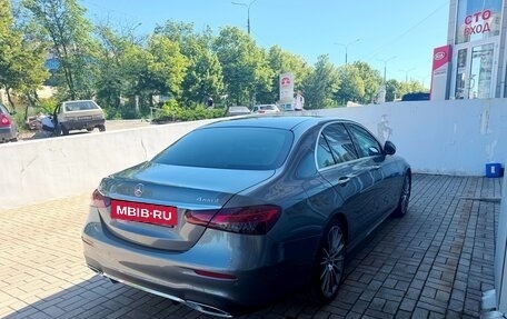 Mercedes-Benz E-Класс, 2021 год, 5 750 000 рублей, 4 фотография