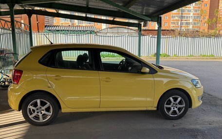 Volkswagen Polo VI (EU Market), 2010 год, 450 000 рублей, 5 фотография