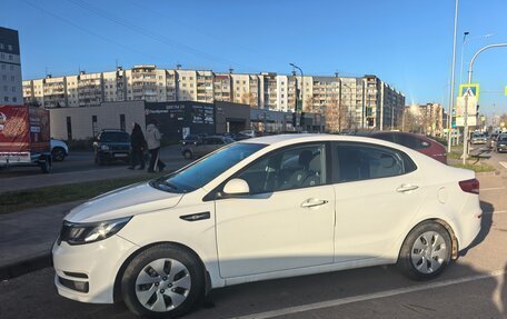 KIA Rio III рестайлинг, 2017 год, 700 000 рублей, 4 фотография