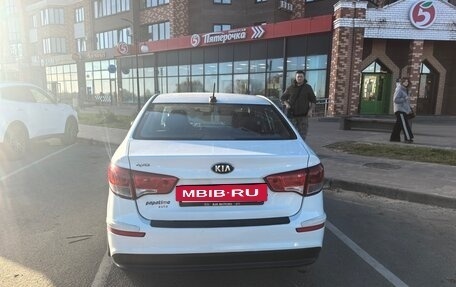KIA Rio III рестайлинг, 2017 год, 700 000 рублей, 3 фотография