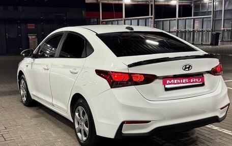 Hyundai Solaris II рестайлинг, 2017 год, 850 000 рублей, 4 фотография