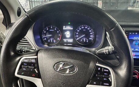 Hyundai Solaris II рестайлинг, 2017 год, 850 000 рублей, 8 фотография