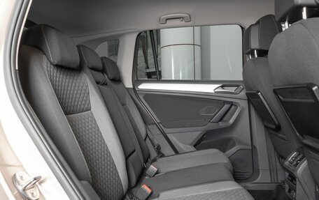 Volkswagen Tiguan II, 2017 год, 2 091 900 рублей, 8 фотография