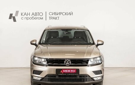 Volkswagen Tiguan II, 2017 год, 2 091 900 рублей, 2 фотография