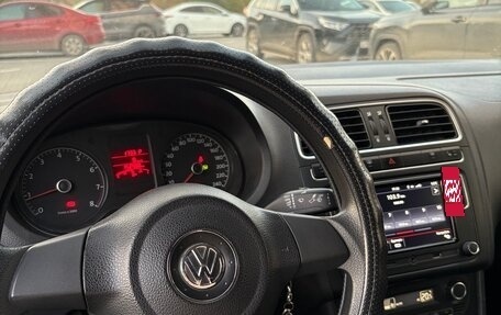 Volkswagen Polo VI (EU Market), 2012 год, 700 000 рублей, 9 фотография