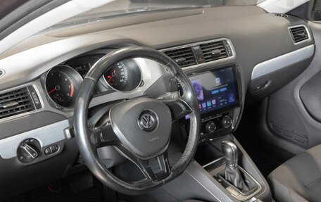 Volkswagen Jetta VII, 2017 год, 1 331 800 рублей, 5 фотография