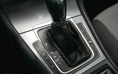 Volkswagen Golf VII рестайлинг, 2013 год, 1 030 000 рублей, 20 фотография