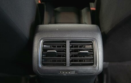 Volkswagen Golf VII рестайлинг, 2013 год, 1 030 000 рублей, 24 фотография