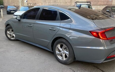 Hyundai Sonata VIII, 2021 год, 1 700 000 рублей, 5 фотография
