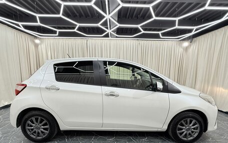 Toyota Vitz, 2018 год, 1 049 000 рублей, 7 фотография