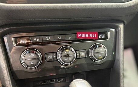 Volkswagen Tiguan II, 2018 год, 2 440 000 рублей, 22 фотография